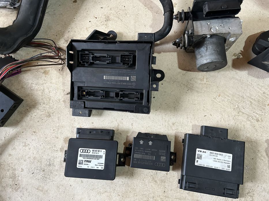 Dezmemebrez audi a4 b8