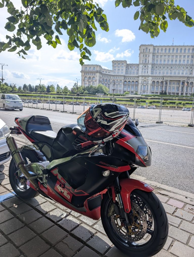 Aprilia RSV 1000 Mille