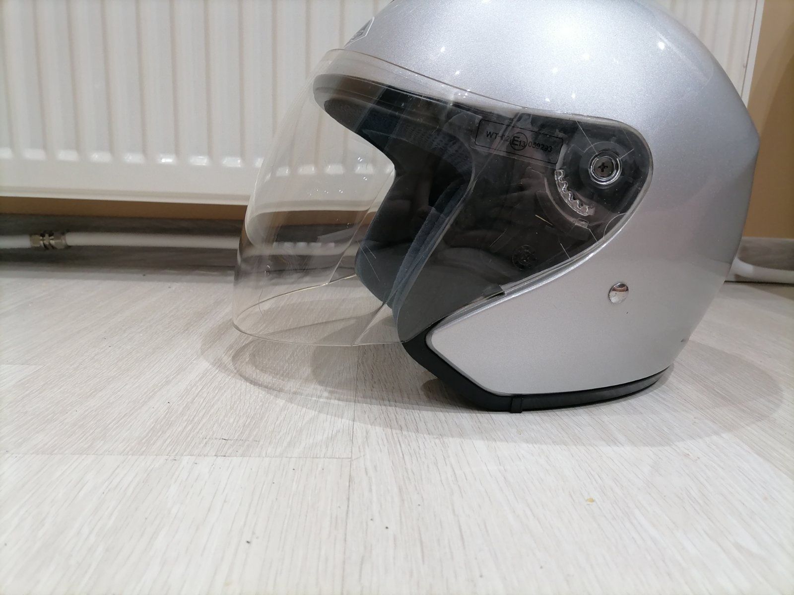 Каска за скутер Helmet