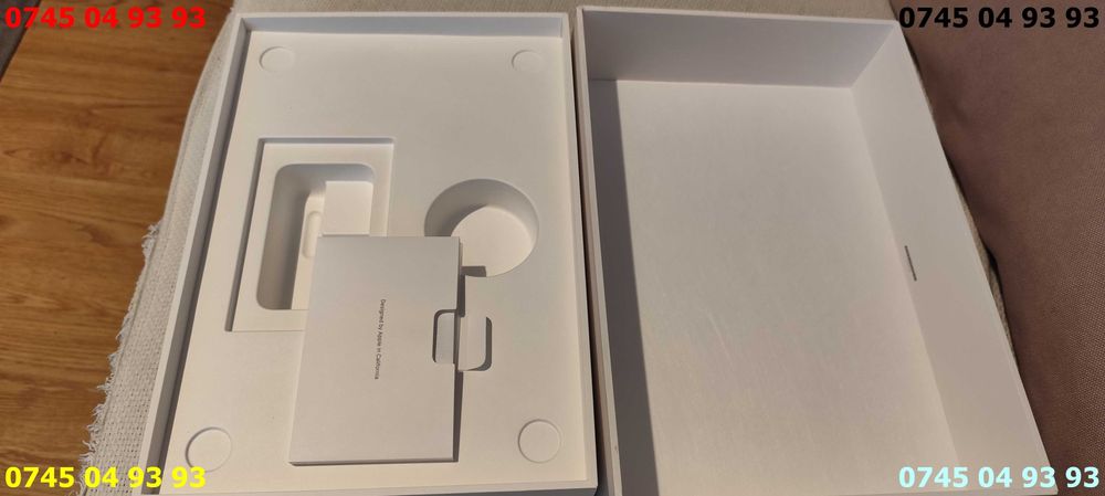 cutie MacBook Air 13 inch se vinde ca in poze