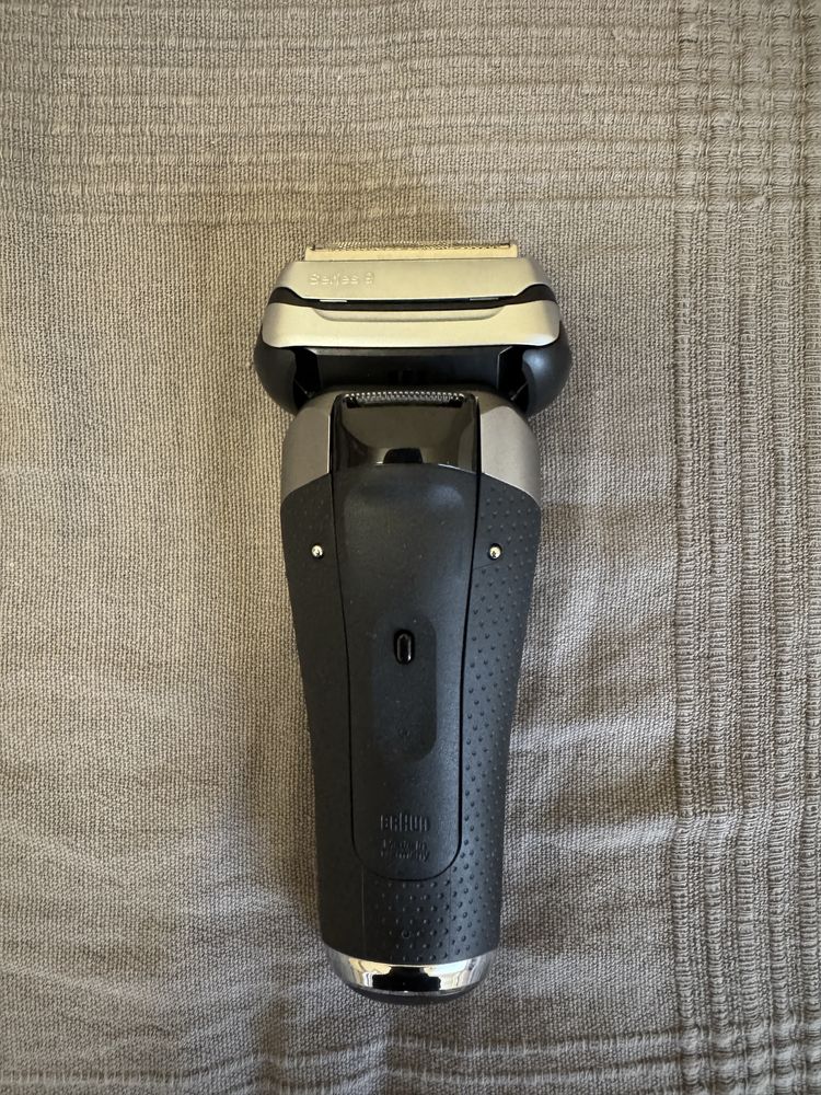 Електрическа Самобръсначка Braun Series 9 9325s