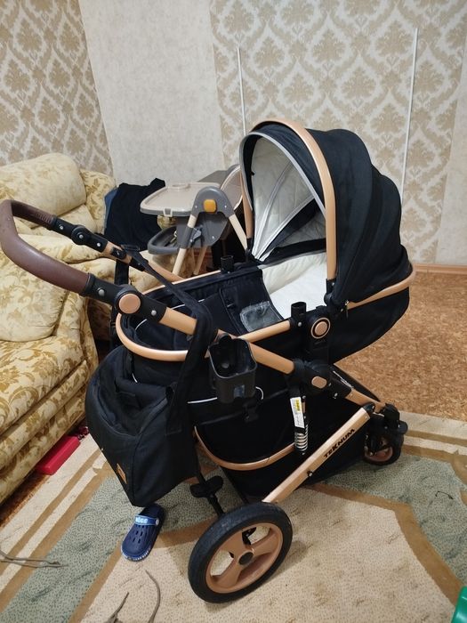 Продам коляску зима-лето