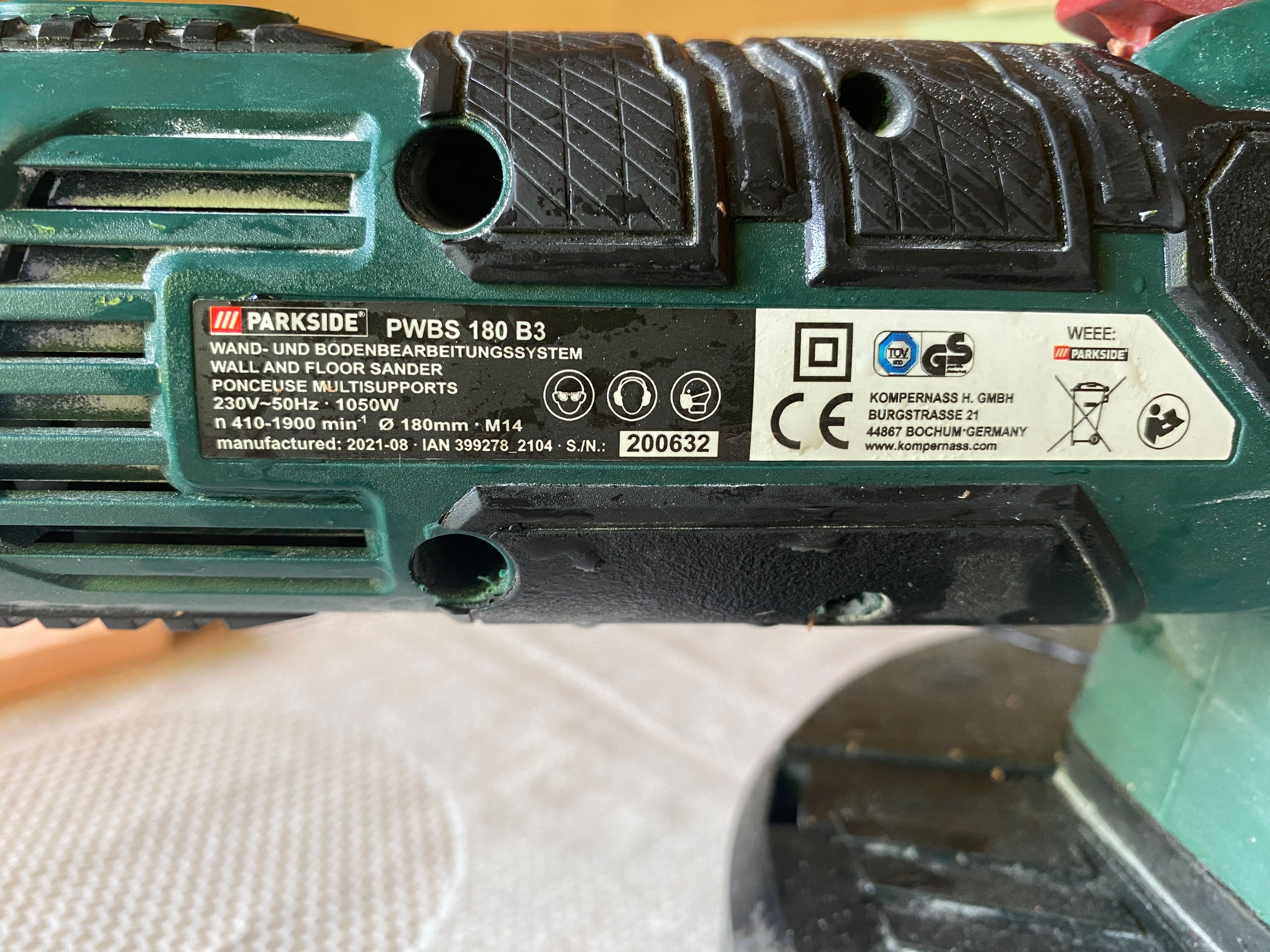 Шлайф машина за стени и подове Parkside PWBS 180 B3