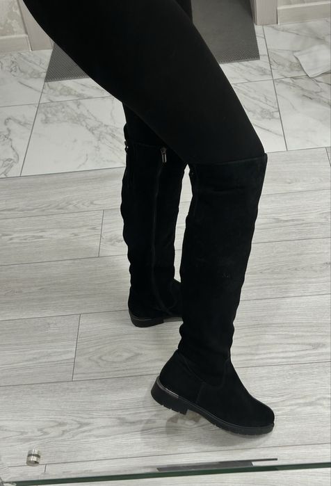 Женские сапоги.