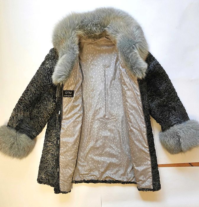 Haină de blană Astrahan