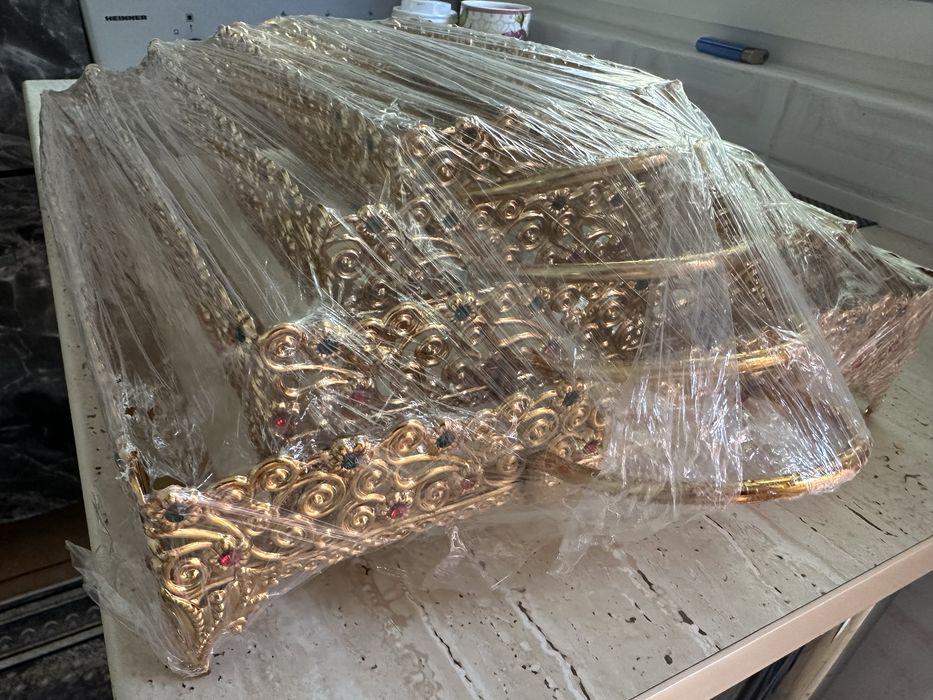 tavi turcesti ornamet