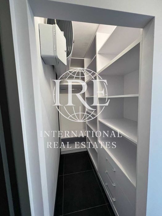 Продава се Тристаен апартамент в Варна, Левски - 90 кв.м за 2612 €/кв.м - Снимка #9