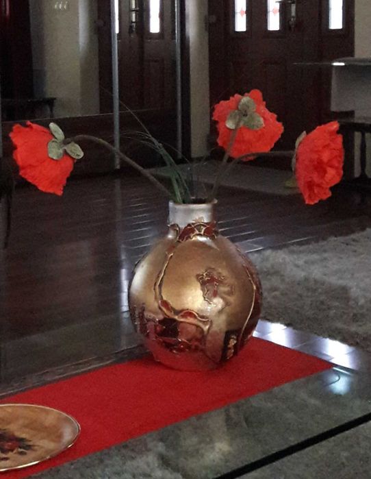 Vand vaze decorative ceramica lucrate manual