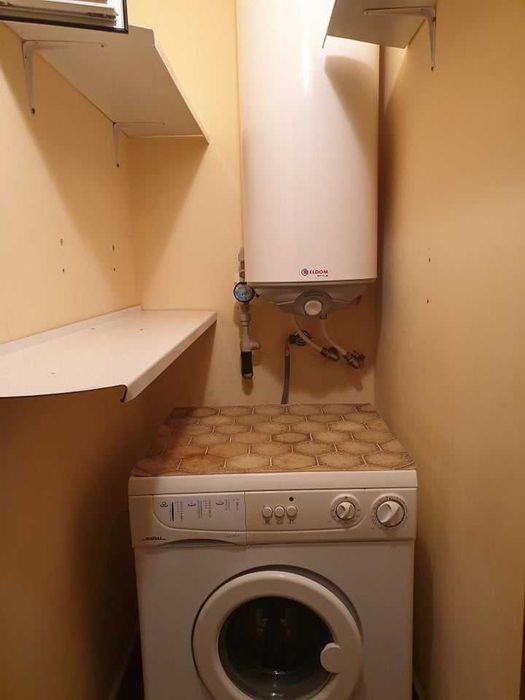 Дава се под наем Едностаен апартамент в Бургас, Меден рудник - зона А - 40 кв.м за 150 € - Снимка #2