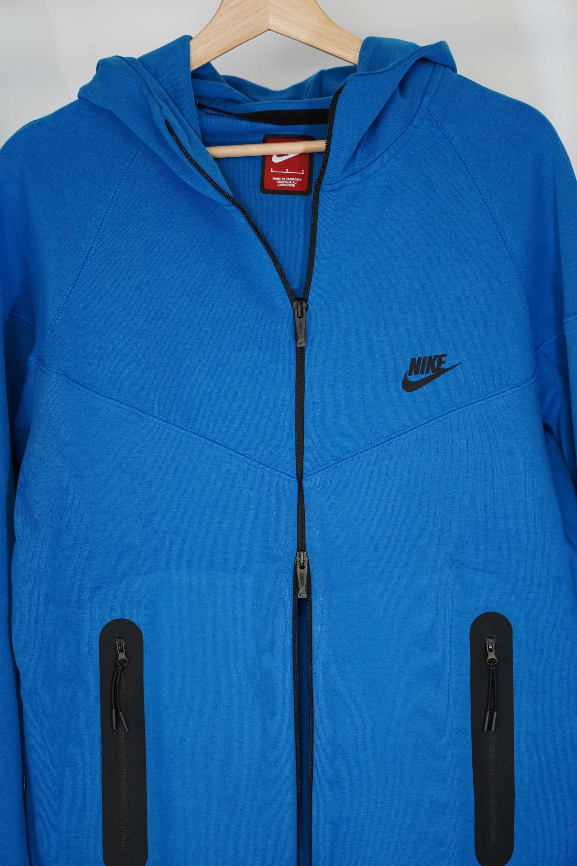 Trening Nike Tech Fleece  Model NOU 2024 -Calitate Premium baieti fete