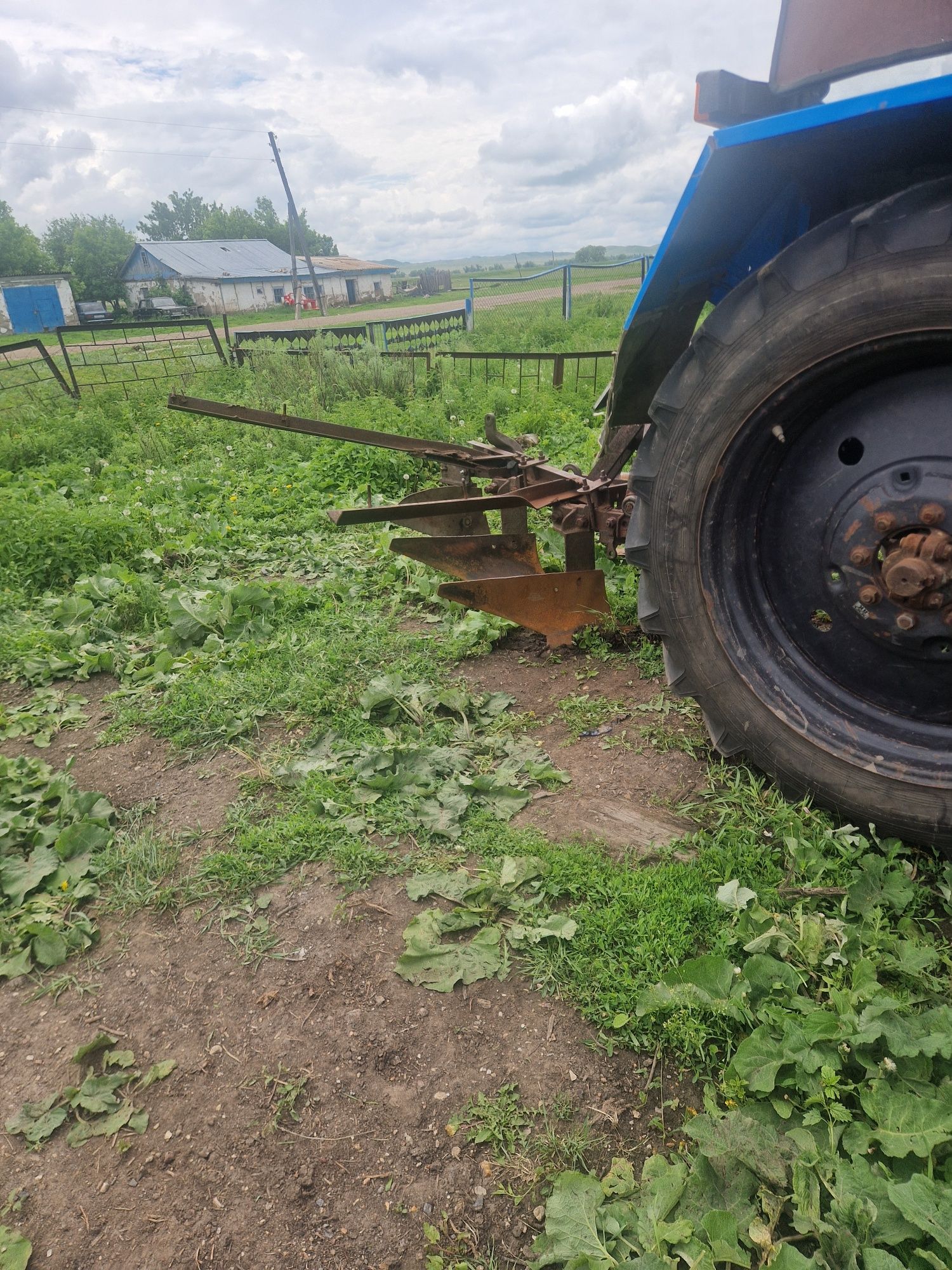 Плуг мтз 3 корпуса