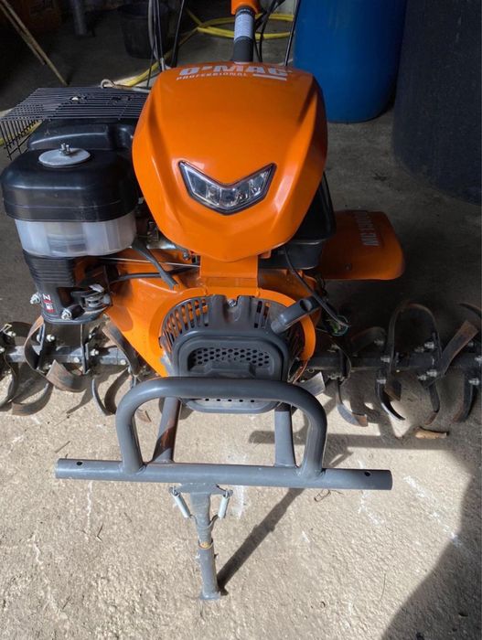 Motocultor OMAC MC 13000, model pe benzină, cu diferențial, 13 CP