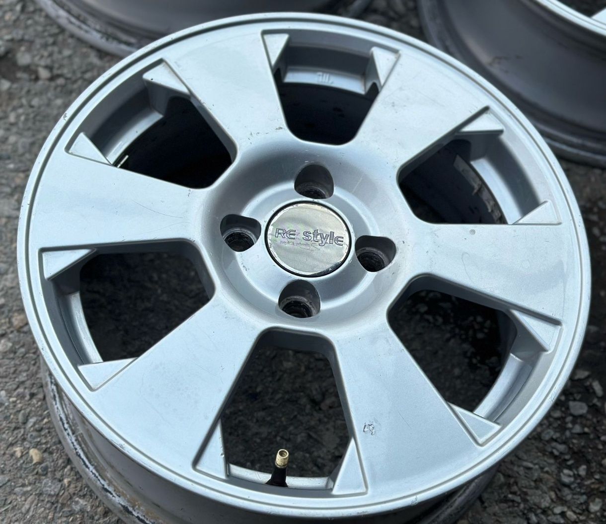 Диски  титановые R15