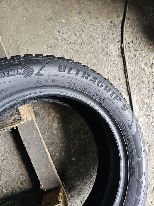2 anvelope iarna 205 60 16 Goodyear