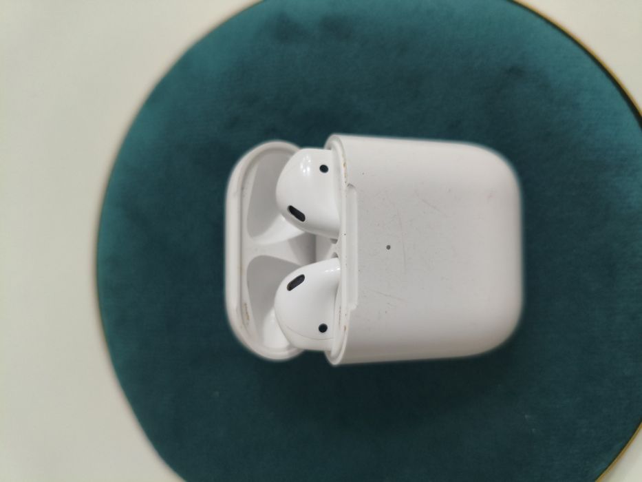 Продантся оригинал airpods 2