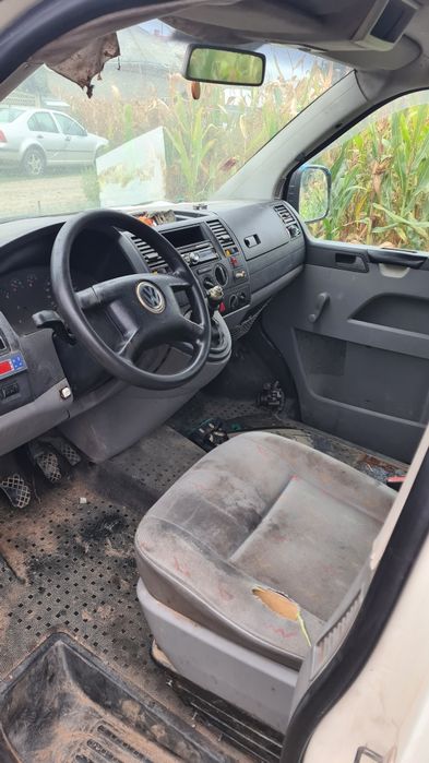 Vw Transporter T5 1.9 axb 8+1 pentru dezmembrari