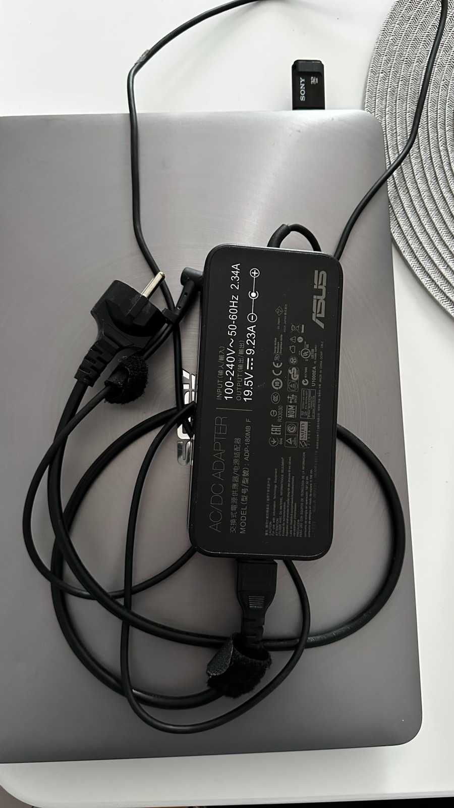 Лаптоп ASUS N551Z