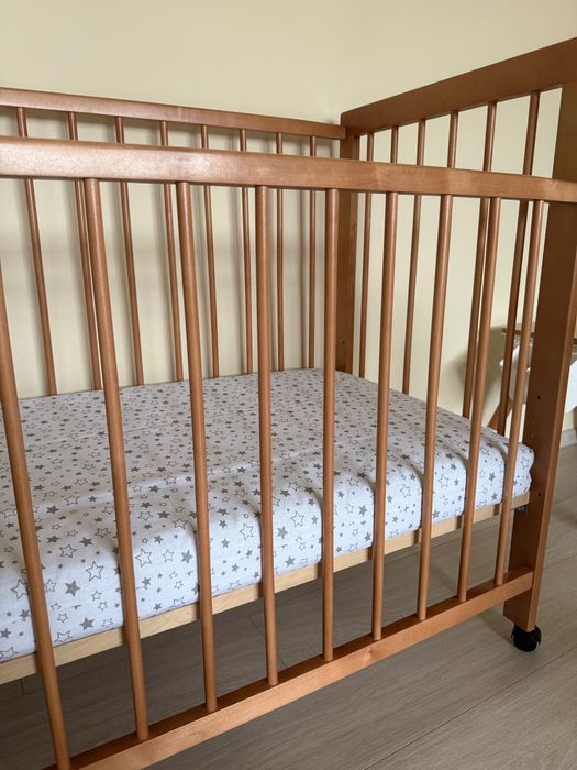 Кровать детская с матрасом