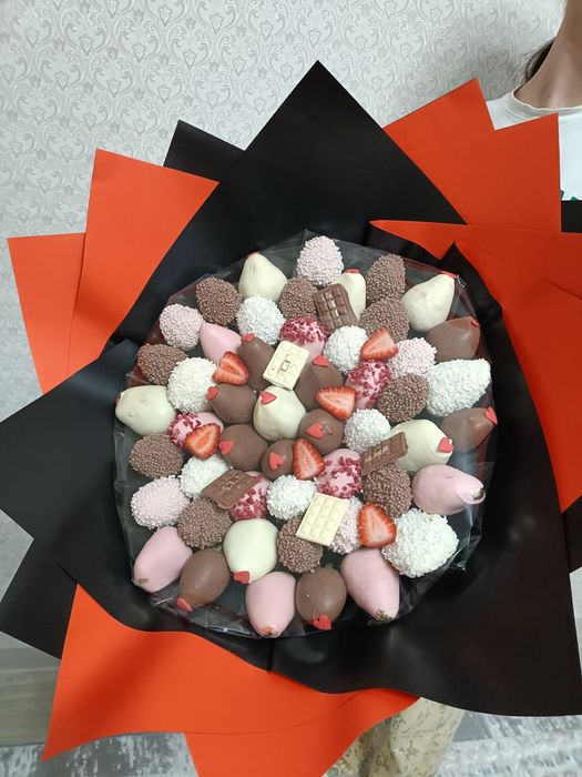 Букет из клубники в шоколаде