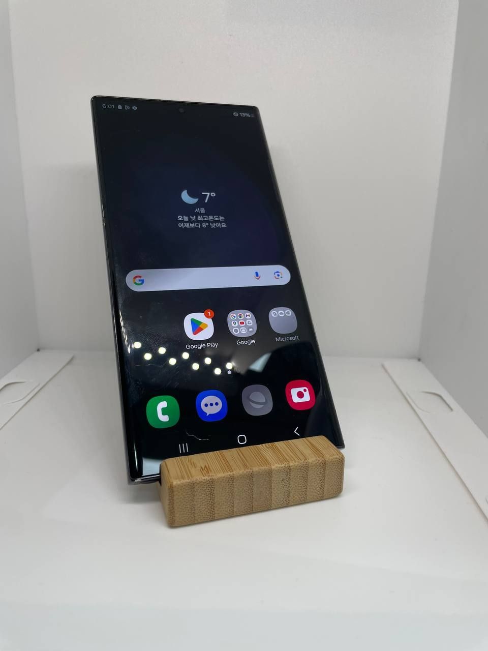 Samsung S23 Ultra xotirasi 12/256GB