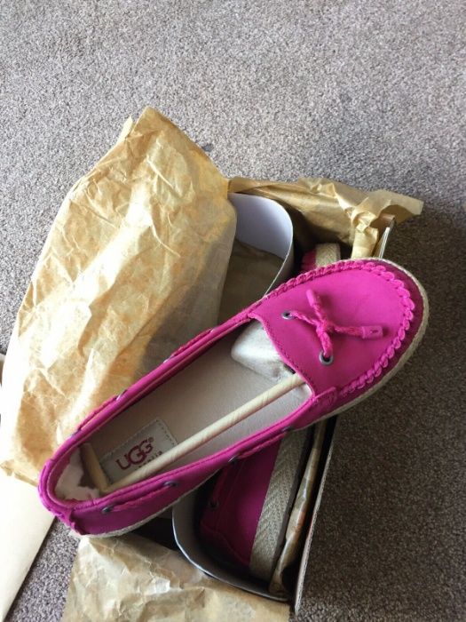 UGG Australia оригинални дамски мокасини