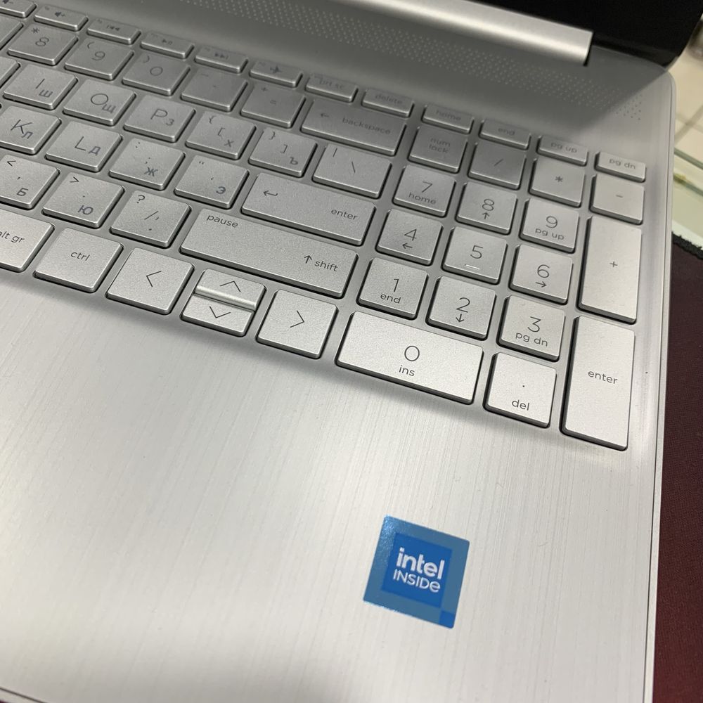 Yangi Noutbuk Hp celeron 4120 4/256GB Garantiya Bepul yetkazish bilan