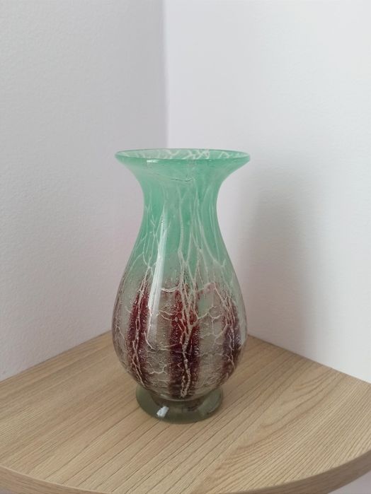 Vaza de colectie Karl Wiedmann in stare perfecta ! Inaltime 18 cm .