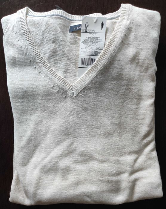 5 pulovere casual/bumbac/decolteu in V, mar. M, noi, cu/fara eticheta