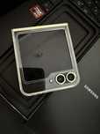Samsung Galaxy Z Flip6