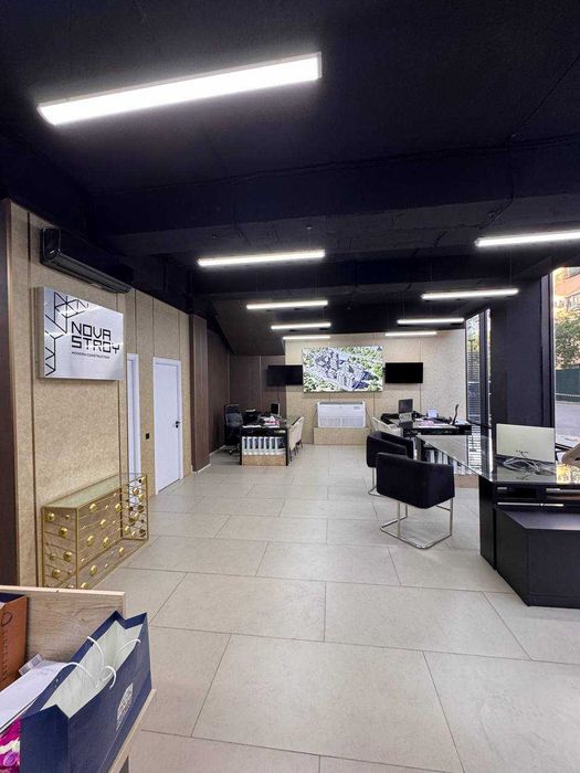 Сдается нежилое помещение в ЖК Parkwood 260 м2