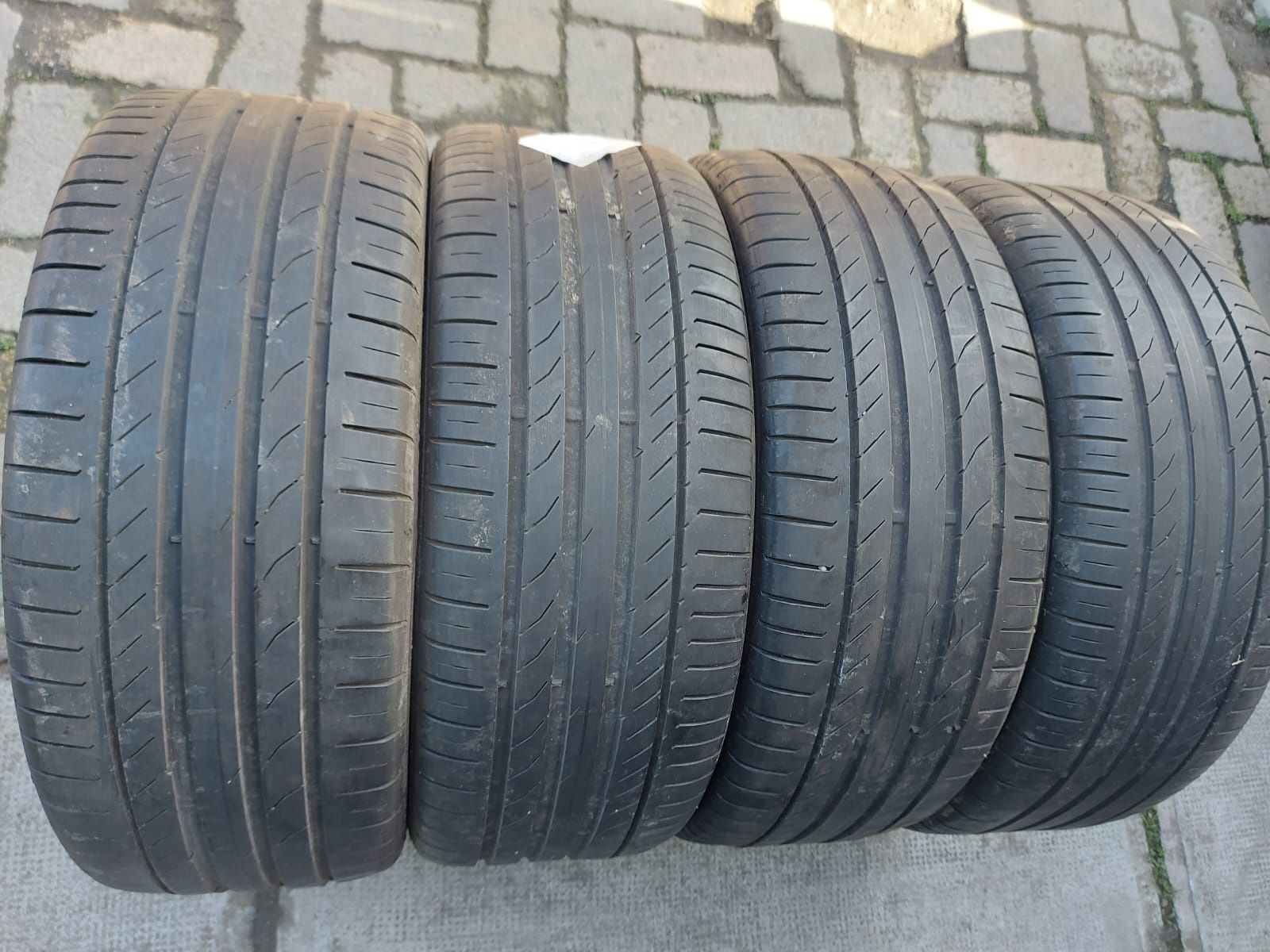 Set 4buc 245/45 R19 98W Continental vară