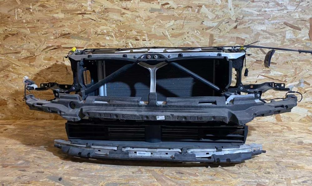 BMW seria 5 G30 G31 Grile Bara fata Trager Radiatoare