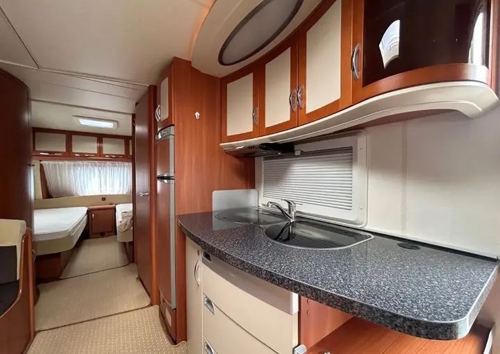 Hobby Prestige 740