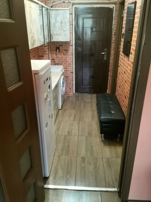 Închiriez garsonieră