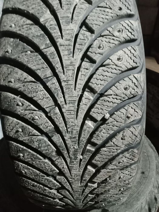 Продам шины в отличном состоянии без каких либо повреждений