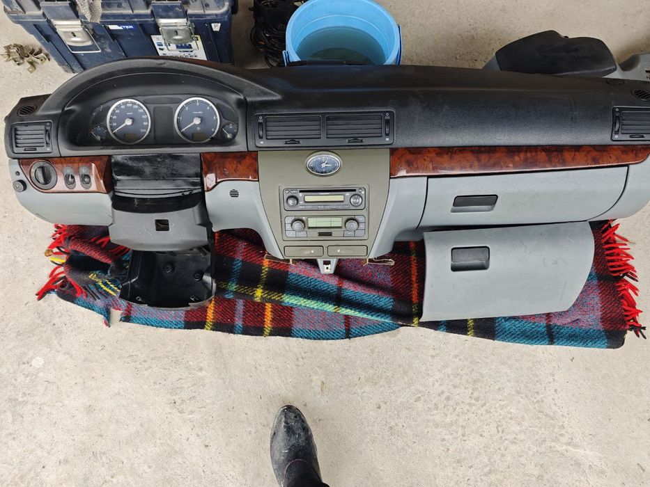 bar hammasi joy joyida