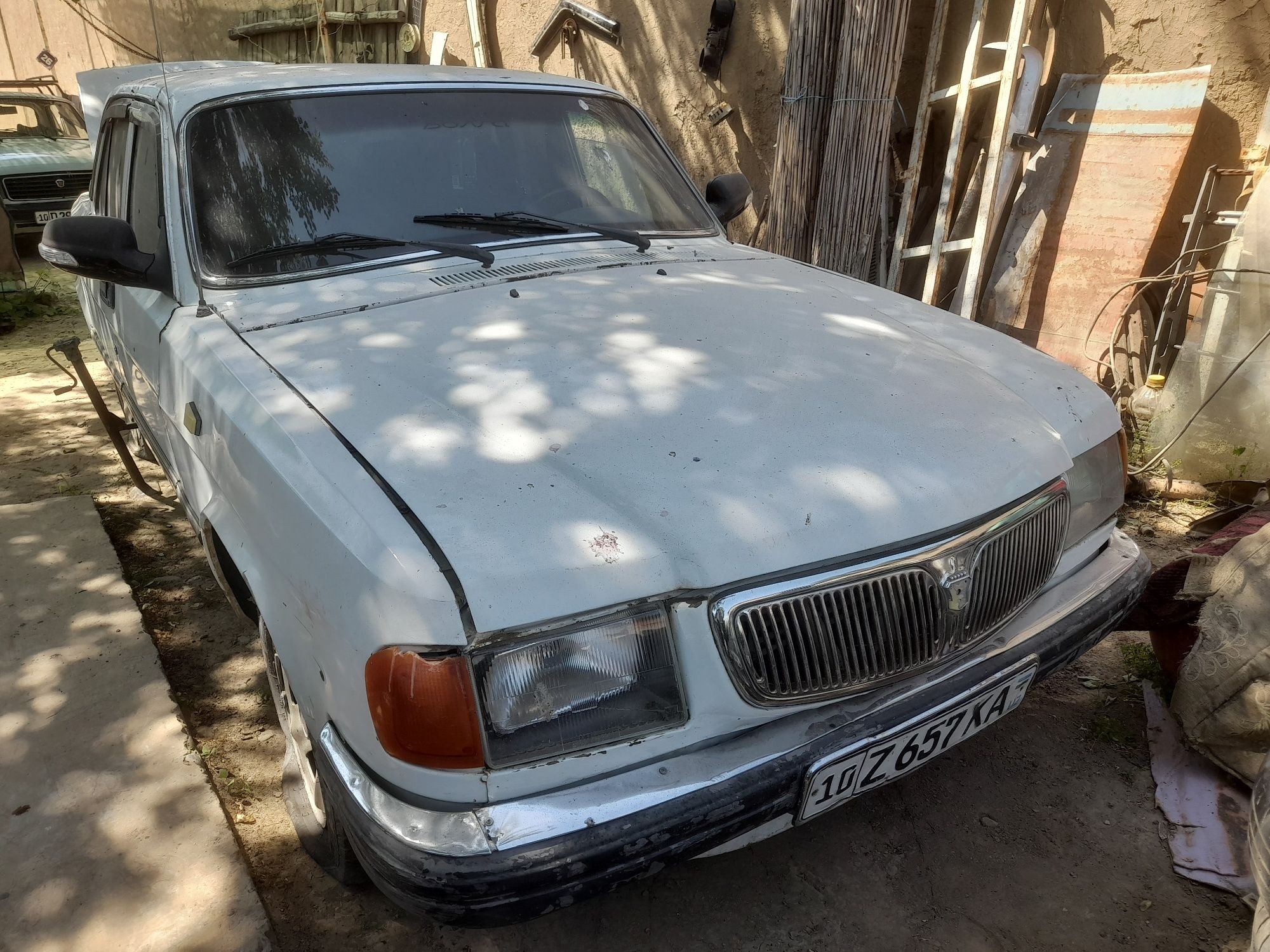 Volga 3110 sotiladi