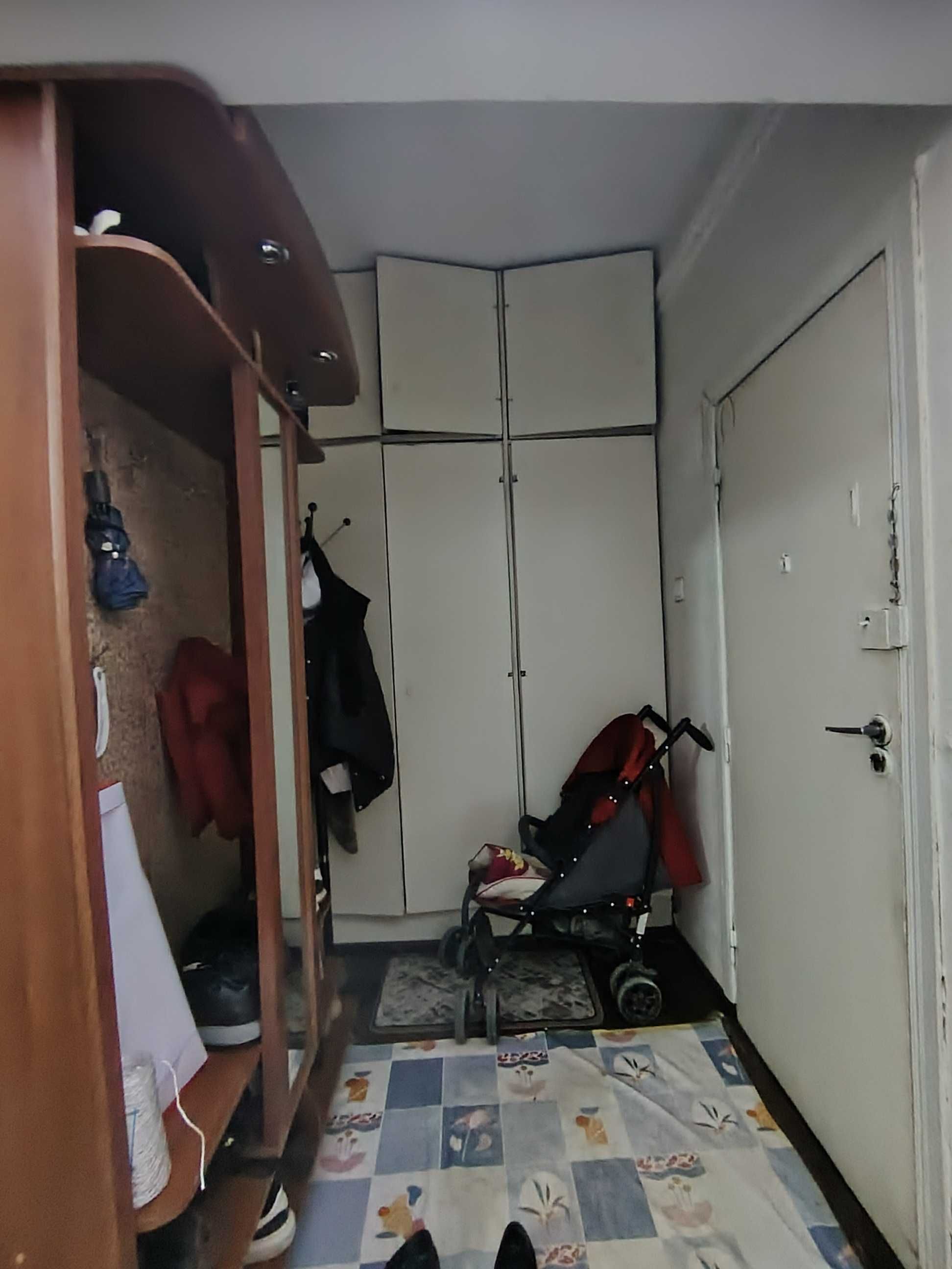 СРОЧНО 4 хонали квартира 90м2 сотилади  67 000 га