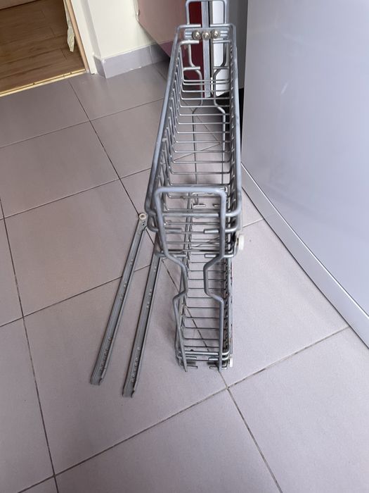 Suport incastrabil sticle/borcane