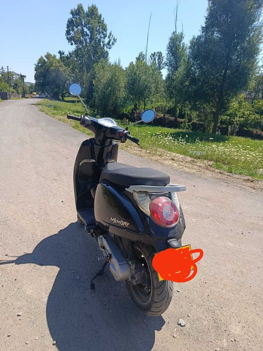 Vând scuter Beeline 49cc an 2018