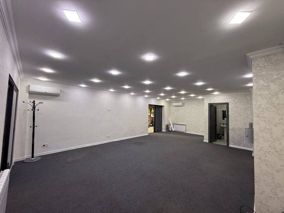 Ц-5 Минор нежилое помещение 86кв.м евро ремонт +паркинг срочно