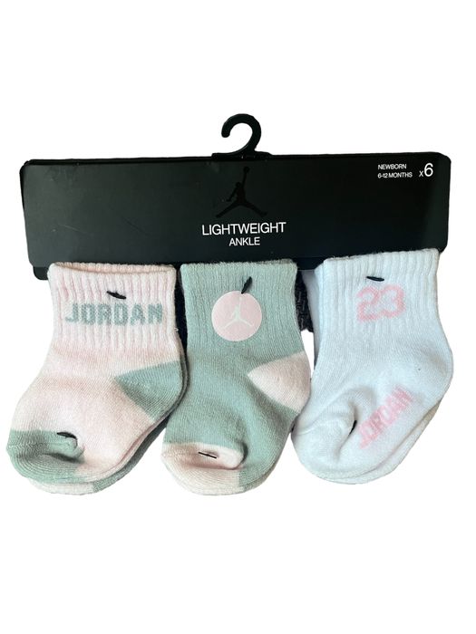 Бебешки чорапки Nike Jordan 6-12 ( 6 броя )