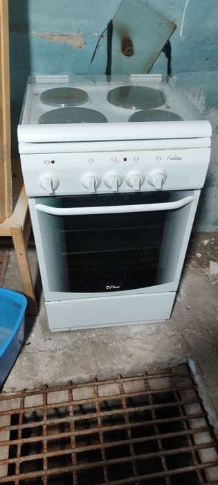 Продам плиту электрическую