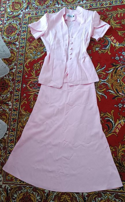 Двойка с юбкой розовый цвет