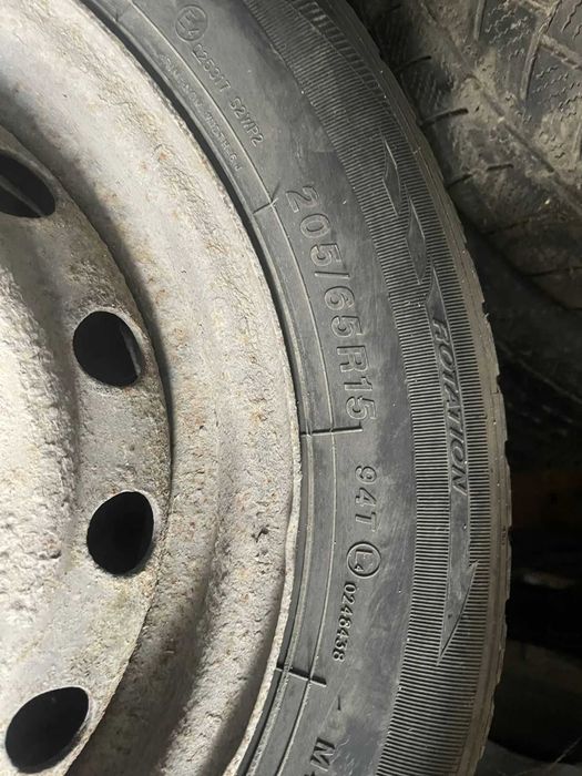 Продам резину зимнюю с дисками