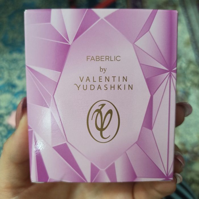 Туалетная вода Faberlic Valentin Yudashkin Rose