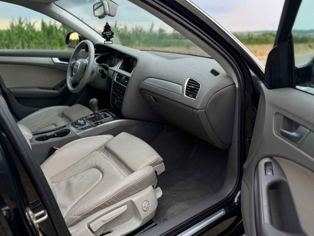 Audi A4 B8 2.0 TDI 140 Cp An 2009 6+1 Trepte *Led Navi Moduri condus*