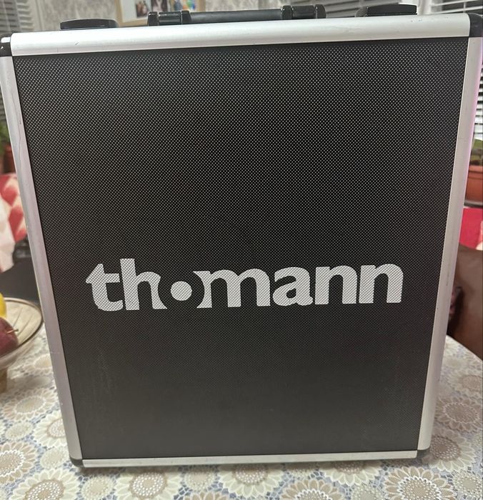 Продавам малък миксер марка Soundcraft 3 лентов еквалайзер