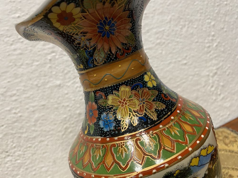 Стара порцеланова ваза с маркировка
