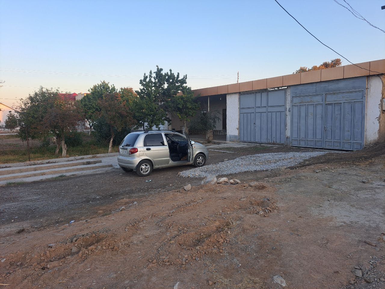 Tadbirkorlik yoki uy joy qilish uchun sotiladi